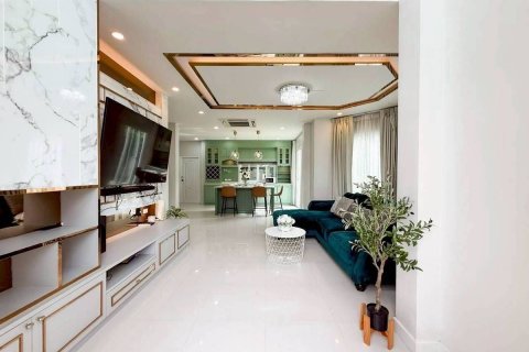 House in Phuket, Thailand 3 bedrooms № 152805 - photo 6