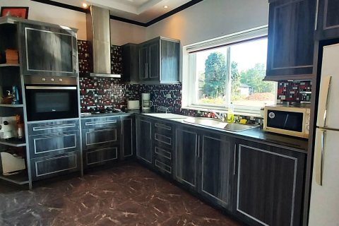 Villa in Klaeng, Thailand 3 bedrooms № 152801 - photo 12