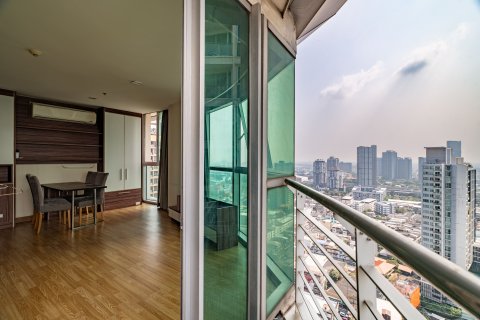 Studio dans le Condo à Watthana, Bangkok, Thaïlande  № 152803 - photo 11