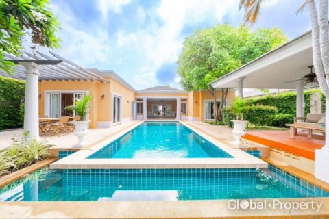 Maison à Pattaya, Thaïlande 4 chambres № 172521 - photo 3