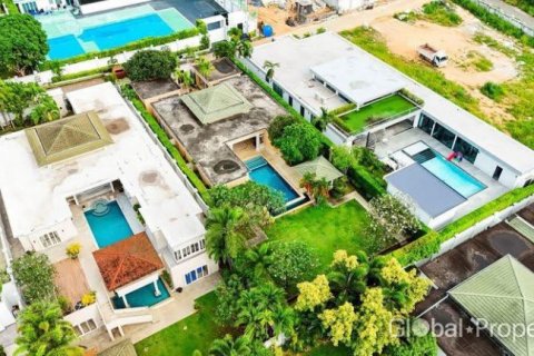 Maison à Pattaya, Thaïlande 4 chambres № 172521 - photo 15