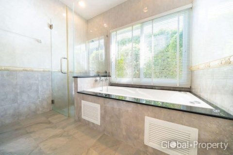 Maison à Pattaya, Thaïlande 4 chambres № 172521 - photo 13