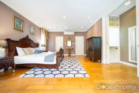 Maison à Pattaya, Thaïlande 4 chambres № 172521 - photo 8