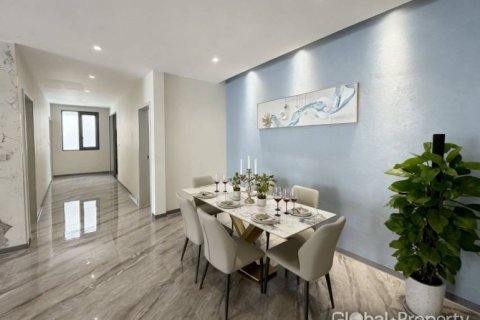 Maison à Pattaya, Thaïlande 4 chambres № 172519 - photo 10