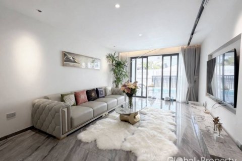 Maison à Pattaya, Thaïlande 4 chambres № 172519 - photo 8