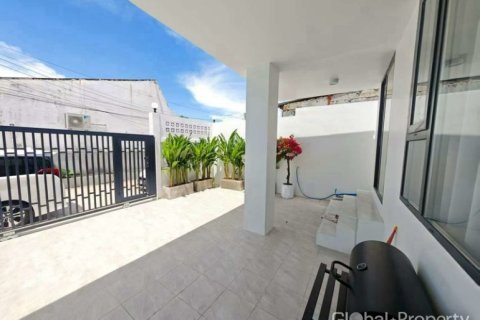 Haus in Pattaya, Thailand 4 Schlafzimmer № 172519 - Foto 13