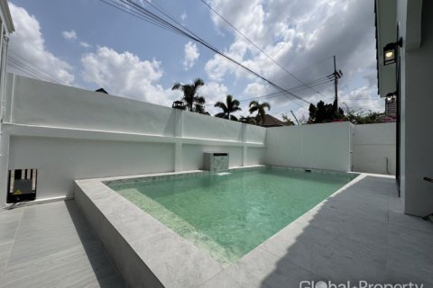 Maison à Pattaya, Thaïlande 4 chambres № 172520 - photo 4