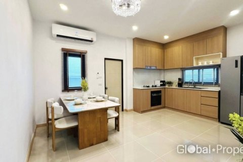 Maison à Pattaya, Thaïlande 3 chambres № 172522 - photo 12