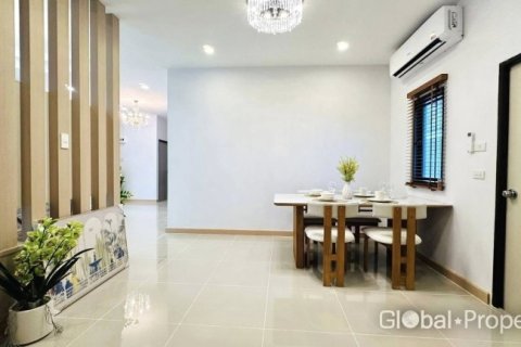 Maison à Pattaya, Thaïlande 3 chambres № 172522 - photo 14