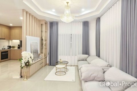 Maison à Pattaya, Thaïlande 3 chambres № 172522 - photo 9