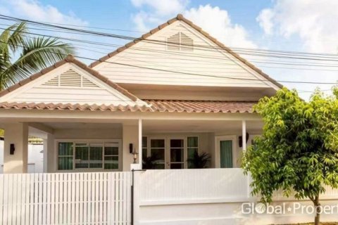House in Pattaya, Thailand 3 bedrooms № 172523 - photo 5