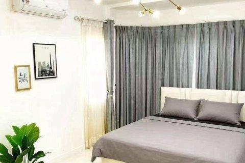 House in Pattaya, Thailand 3 bedrooms № 172523 - photo 13