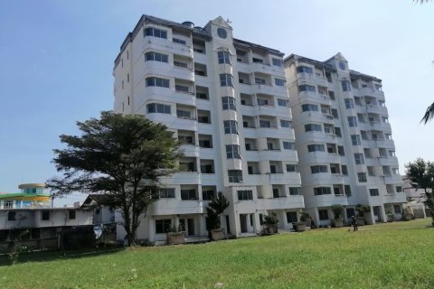 Hotel in Phra Khanong, Bangkok, Thailand № 171810