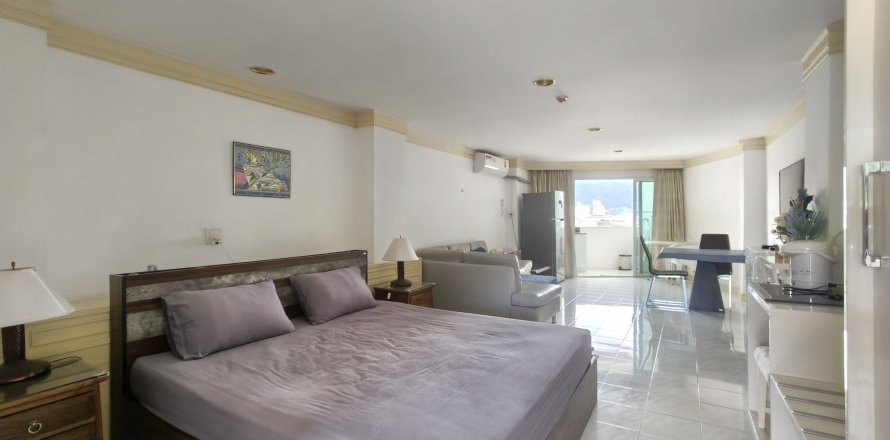Studio dans le Condo à Kathu, Thaïlande  № 138292