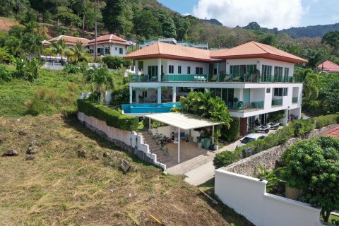 Land in Kathu, Thailand 800 sq.m. № 138296 - photo 6