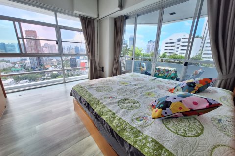 Квартира в Ваттхане, Бангкок, Таиланд с 3 спальнями № 137012 - фото 2