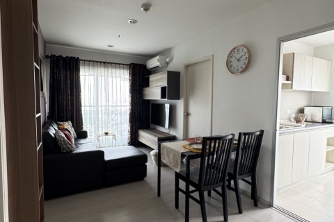 Condo à Chom Thong, Bangkok, Thaïlande, 2 chambres  № 137006 - photo 5