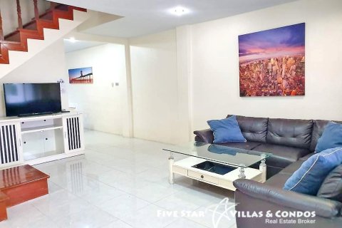 Haus in Pattaya, Thailand 4 Schlafzimmer № 222966 - Foto 4