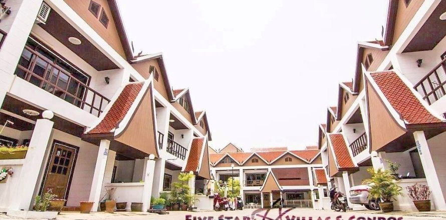 Haus in Pattaya, Thailand 4 Schlafzimmer № 222966