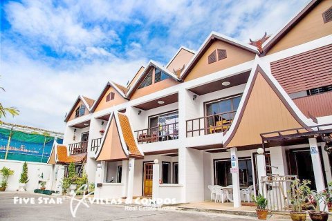 Haus in Pattaya, Thailand 4 Schlafzimmer № 222966 - Foto 15
