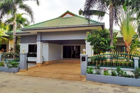 House in Pattaya, Thailand 3 bedrooms № 222962