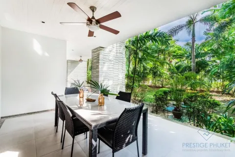 Кондоминиум с 3 спальнями на Пляже Найтон, Таиланд № 3364