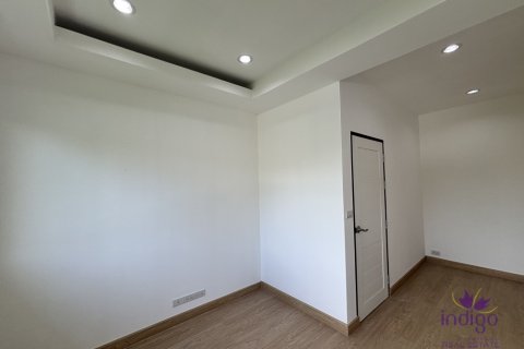 House in Saraphi, Thailand 4 bedrooms № 205550 - photo 7