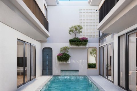 Коммерческая недвижимость в Пхукете, Таиланд  № 149737 - фото 2