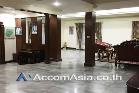 Haus in Prawet, Bangkok, Thailand 6 Schlafzimmer № 217547 - Foto 3