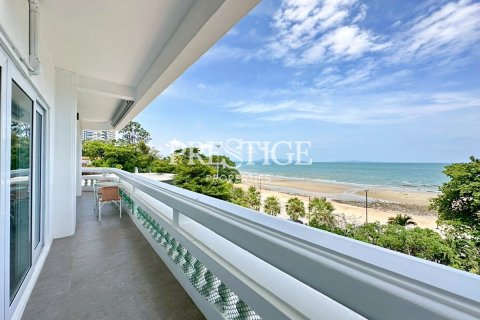 Condo in Pattaya, Thailand, 3 bedrooms № 197542 - photo 25