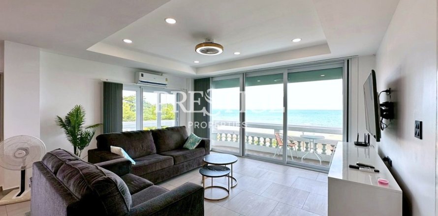 Condo in Pattaya, Thailand, 3 bedrooms № 197542
