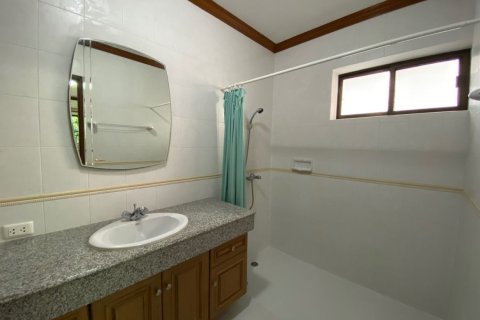 House in Chiang Mai, Thailand 4 bedrooms № 75146 - photo 27