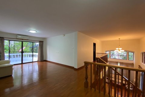 House in Chiang Mai, Thailand 4 bedrooms № 75146 - photo 23