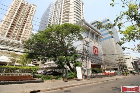 Квартира в Бангкоке, Таиланд с 2 спальнями  № 118727 - фото 1