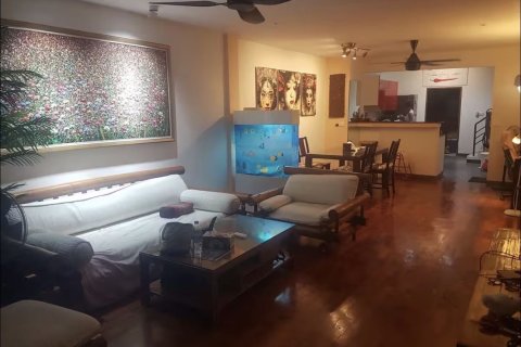 Townhouse in Kathu, Thailand 2 bedrooms № 173099 - photo 2