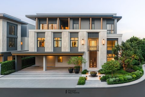 Maison à Saphan Sung, Bangkok, Thaïlande 5 chambres № 173097