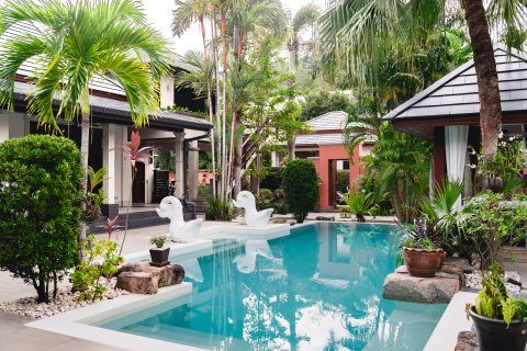 Villa in Phuket, Thailand 5 bedrooms № 159329 - photo 8