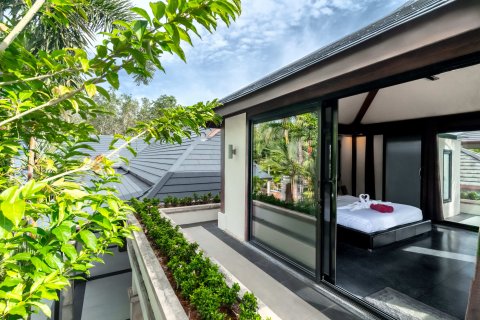 Villa in Phuket, Thailand 5 bedrooms № 159329 - photo 17