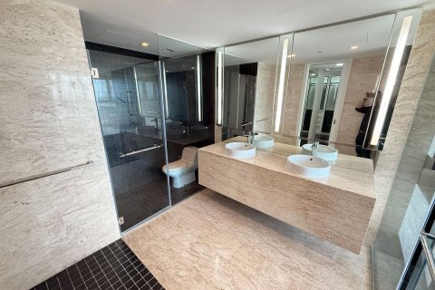 Condo in Yan Nawa, Bangkok, Thailand, 3 bedrooms  № 159324 - photo 2