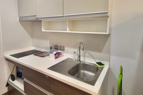 Studio in the Condo in Watthana, Bangkok, Thailand  № 159325 - photo 6