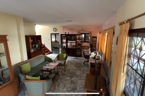 House in Khlong Toei, Bangkok, Thailand 4 bedrooms № 159328 - photo 12