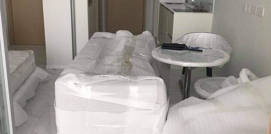 Студия в кондо в Ваттхане, Бангкок, Таиланд № 150350