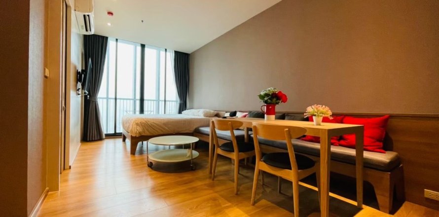 Studio dans le Condo à Khlong Toei, Bangkok, Thaïlande  № 150349