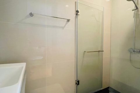 Studio dans le Condo à Khlong Toei, Bangkok, Thaïlande  № 150349 - photo 6