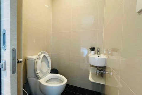 Studio dans le Condo à Khlong Toei, Bangkok, Thaïlande  № 150349 - photo 5