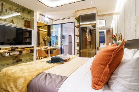 Студия в кондо в Паттайе, Таиланд № 157597 - фото 2