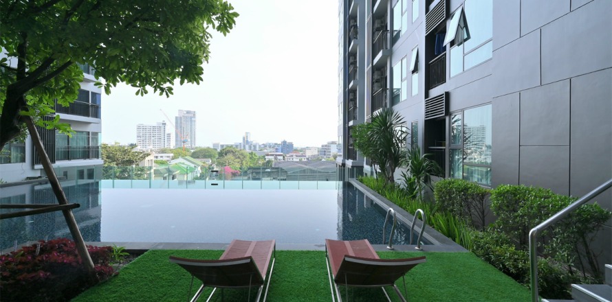 Condo in Bangkok, Thailand, 1 bedroom  № 187107