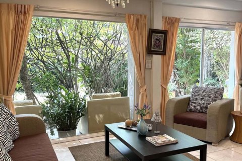 House in Saphan Sung, Bangkok, Thailand 4 bedrooms № 162157