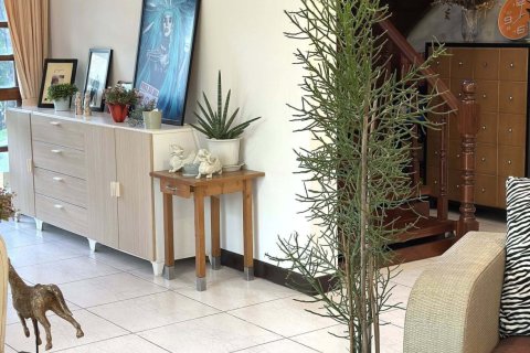 House in Saphan Sung, Bangkok, Thailand 4 bedrooms № 162157 - photo 18