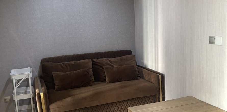 Studio in the Condo in Ratchathewi, Bangkok, Thailand  № 162156